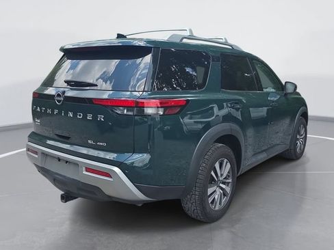 Used 2023 Nissan Pathfinder SL AWD/4WD image 4