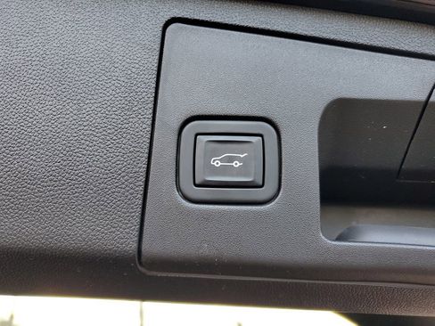 Certified 2023 Cadillac XT4 Premium Luxury w/ Cold Weather Package image 33