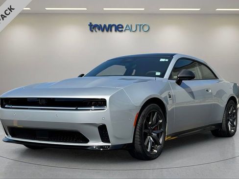 Used 2024 Dodge Charger Daytona Scat Pack w/ Plus Group AWD/4WD image 1