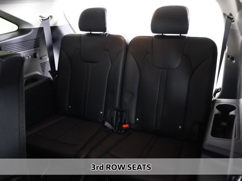 Used 2025 Kia Sorento S AWD/4WD image 8