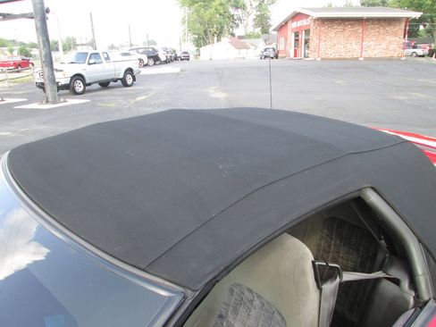 Used 2001 Chevrolet Camaro LT image 18