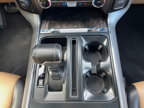 Used 2023 Ford F150 Lariat image 28