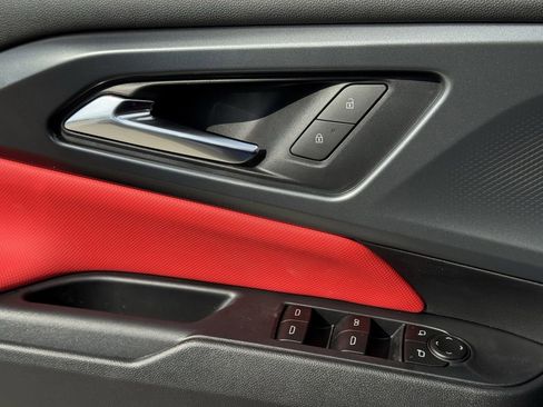 New 2026 Chevrolet Equinox EV RS image 18