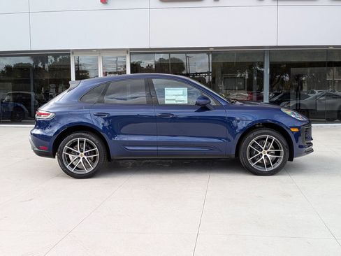 New 2026 Porsche Macan image 8
