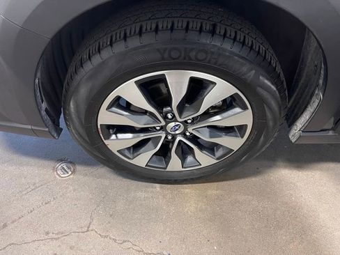 Used 2023 Subaru Outback Limited AWD/4WD image 30
