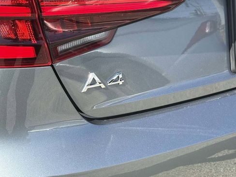 Used 2017 Audi A4 2.0T Premium image 19