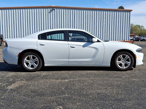 Used 2022 Dodge Charger SXT RWD image 25