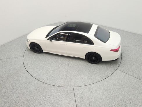 Used 2023 Mercedes-Benz S 580 4MATIC Sedan image 16