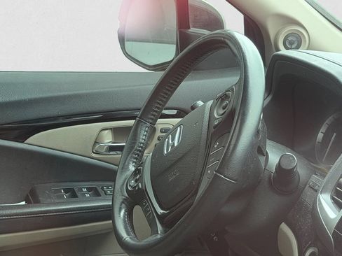 Used 2016 Honda Pilot Touring image 7