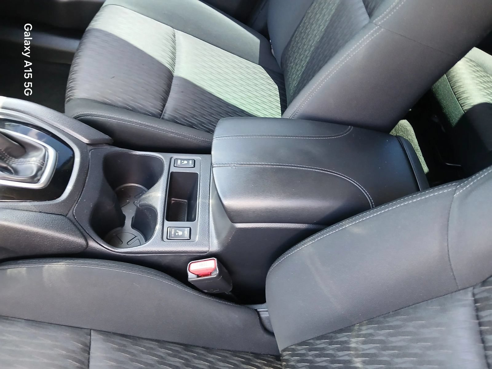 Used 2020 Nissan Rogue S FWD image 8