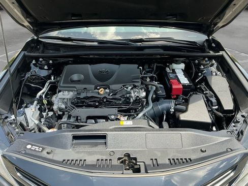 Used 2024 Toyota Camry SE FWD image 18