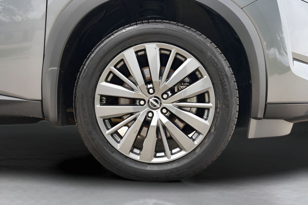 Used 2024 Nissan Pathfinder SL w/ SL Premium Package AWD/4WD image 9
