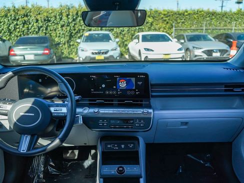 Certified 2025 Hyundai Kona SEL image 12