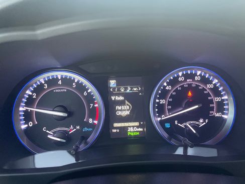 Used 2019 Toyota Highlander Limited image 25