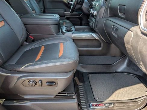 Used 2021 GMC Sierra 1500 AT4 w/ AT4 Premium Package AWD/4WD image 30