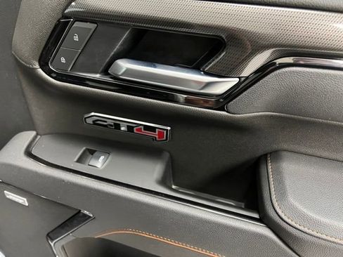Used 2025 GMC Sierra 1500 AT4 w/ Technology Package image 51