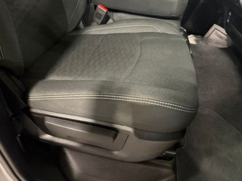 Certified 2026 RAM 2500 Big Horn AWD/4WD image 11