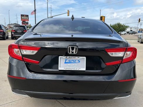 Used 2018 Honda Accord EX-L image 15