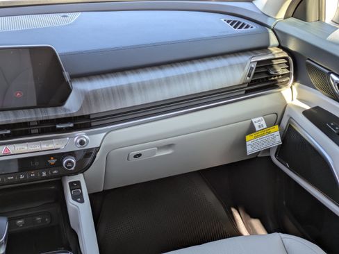 New 2025 Kia Telluride EX image 21