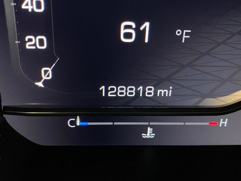 Used 2022 GMC Sierra 1500 SLT w/ SLT Convenience Package image 13