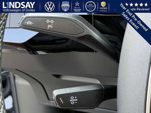 Used 2022 Audi e-tron Premium image 21