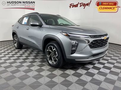 Used 2024 Chevrolet Trax LT