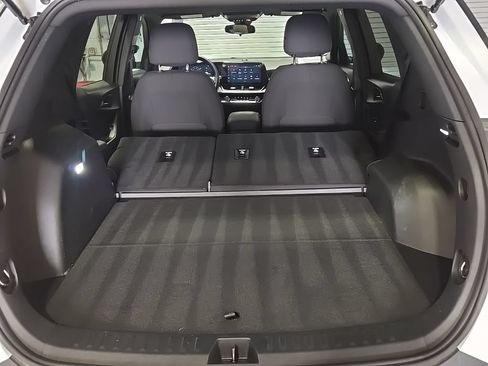 Used 2025 Chevrolet Equinox LT w/ Midnight Edition FWD image 29