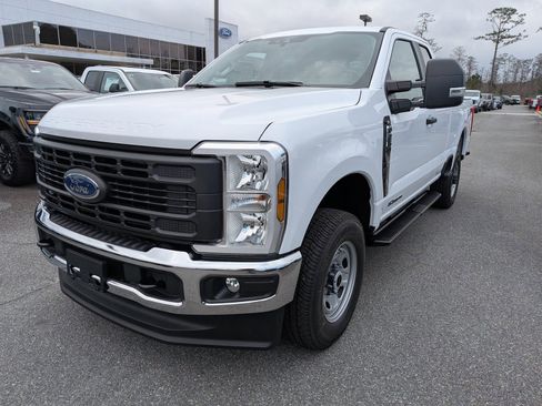 New 2026 Ford F250 XL image 8