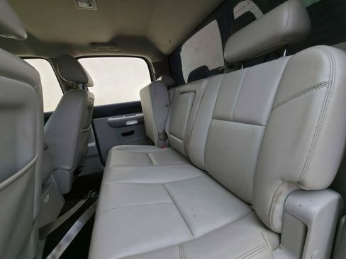 Used 2011 Chevrolet Silverado 1500 LT w/ All-Star Edition AWD/4WD image 11