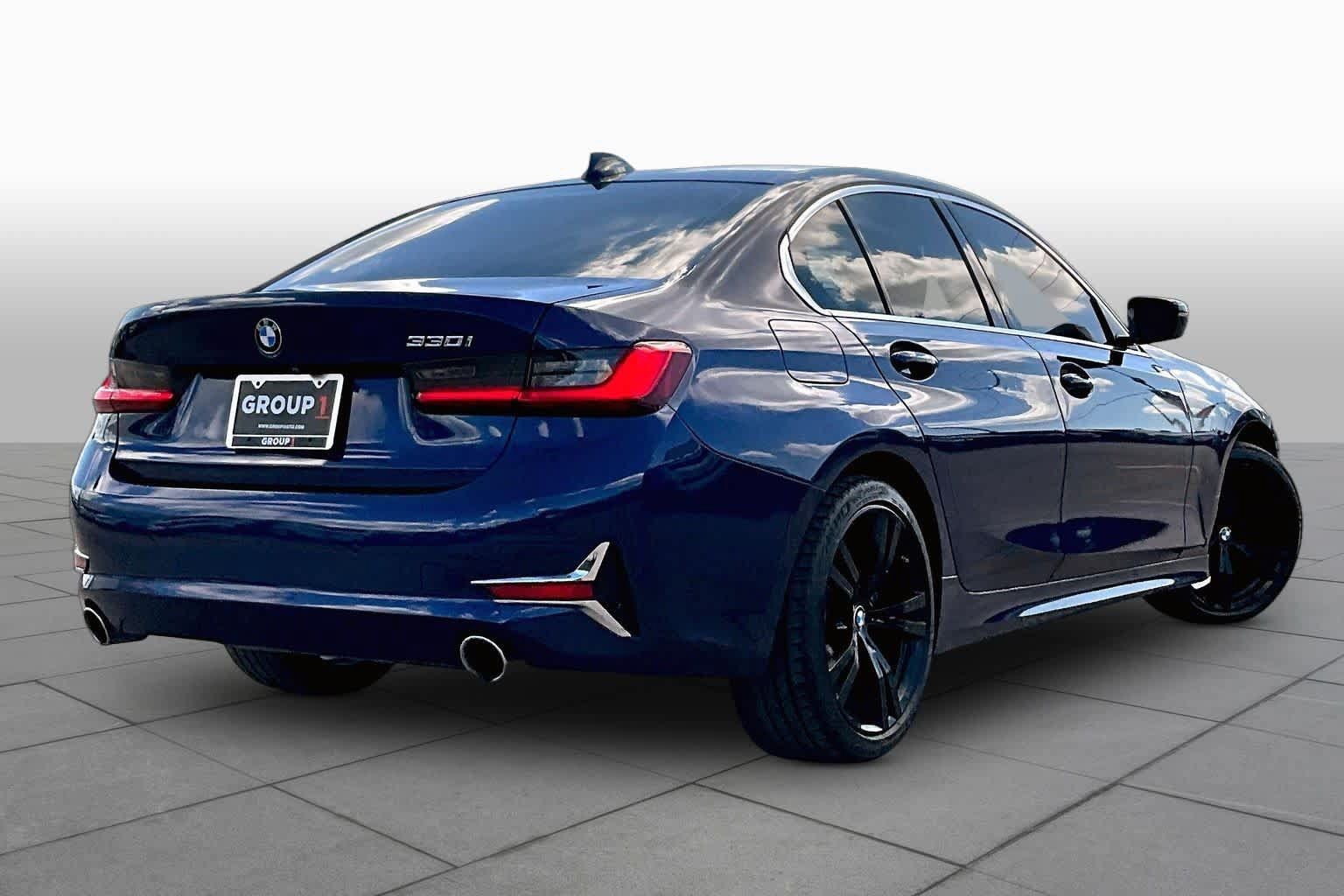Used 2019 BMW 330i Sedan w/ Premium Package RWD image 13