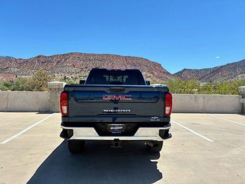 Used 2020 GMC Sierra 2500 SLE w/ SLE Value Package; AWD/4WD image 7
