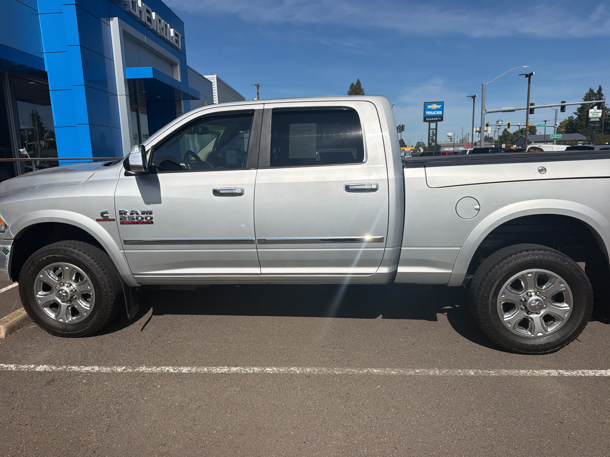 Used 2014 RAM 2500 Limited AWD/4WD image 10