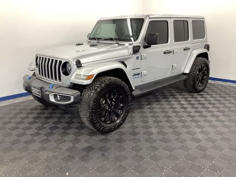Used 2022 Jeep Wrangler Unlimited Sahara w/ Cold Weather Group image 1