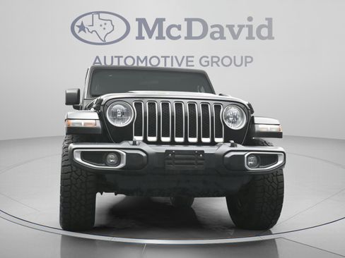 Used 2018 Jeep Wrangler Unlimited Sahara AWD/4WD image 25