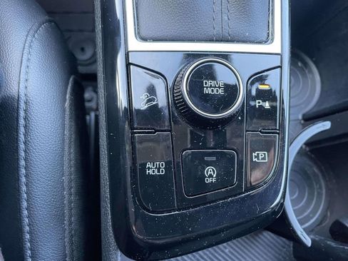 Used 2024 Kia Sportage EX image 43