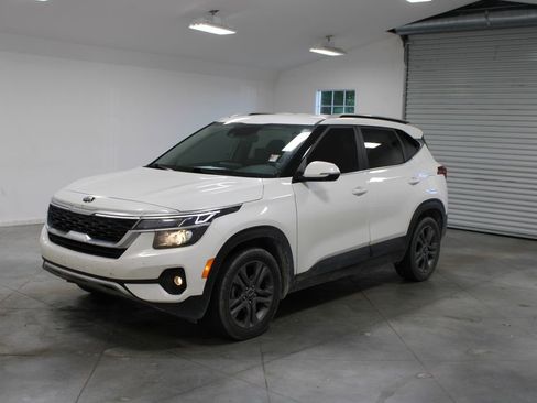 Used 2021 Kia Seltos S FWD image 4