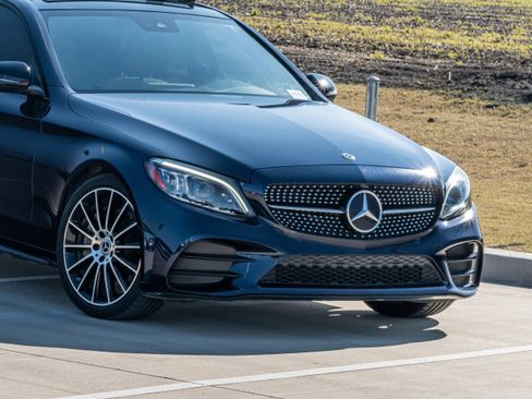Used 2020 Mercedes-Benz C 300 Sedan image 5