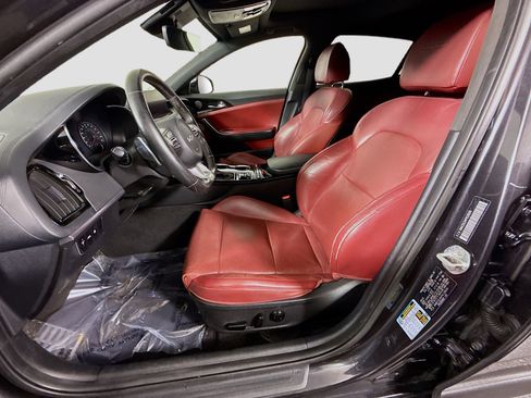 Used 2023 Kia Stinger GT-Line w/ Sun & Sound Package image 22