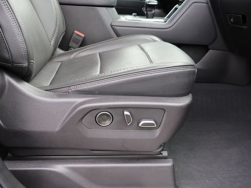 Used 2024 GMC Sierra 1500 Denali AWD/4WD image 13