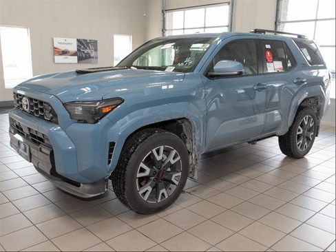 New 2026 Toyota 4Runner TRD Sport AWD/4WD image 4