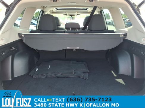 Used 2023 Subaru Forester Premium AWD/4WD image 32