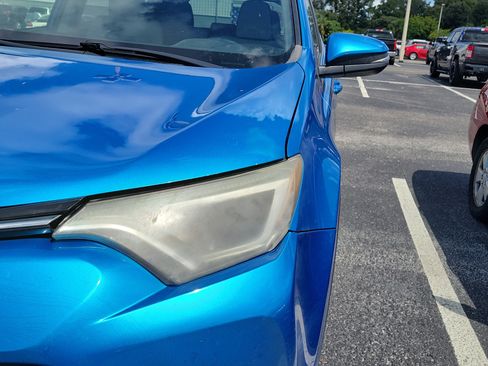 Used 2016 Toyota RAV4 XLE FWD image 4