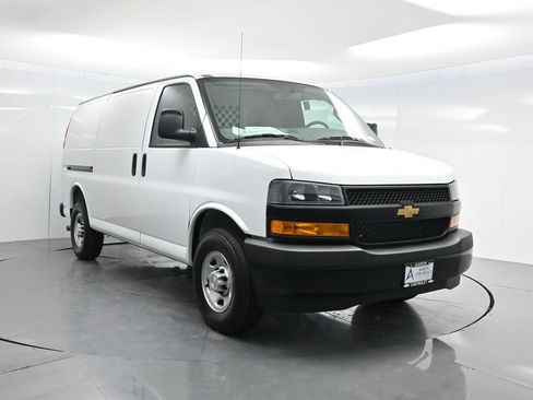 New 2026 Chevrolet Express 2500 w/ Driver Convenience Package RWD image 72