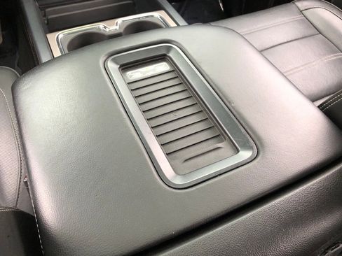 Used 2016 GMC Sierra 2500 Denali image 34