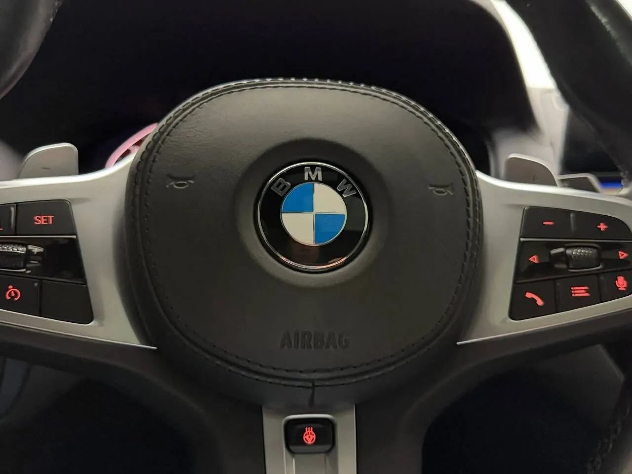 Used 2020 BMW M550i xDrive AWD/4WD image 23