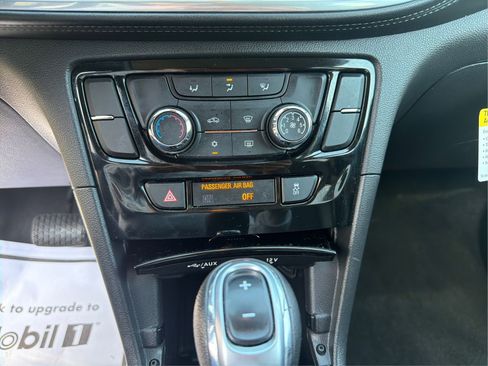 Certified 2022 Buick Encore Preferred w/ Safety Package AWD/4WD image 28