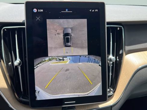 New 2026 Volvo XC60 B5 Plus AWD/4WD image 19