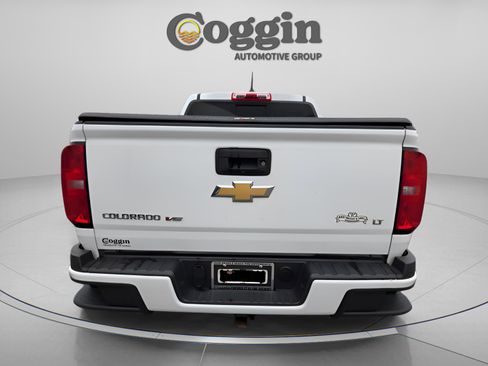 Used 2019 Chevrolet Colorado LT w/ LT Convenience Package image 3