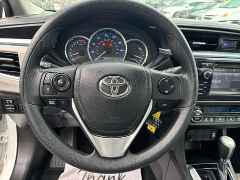 Used 2014 Toyota Corolla LE image 16