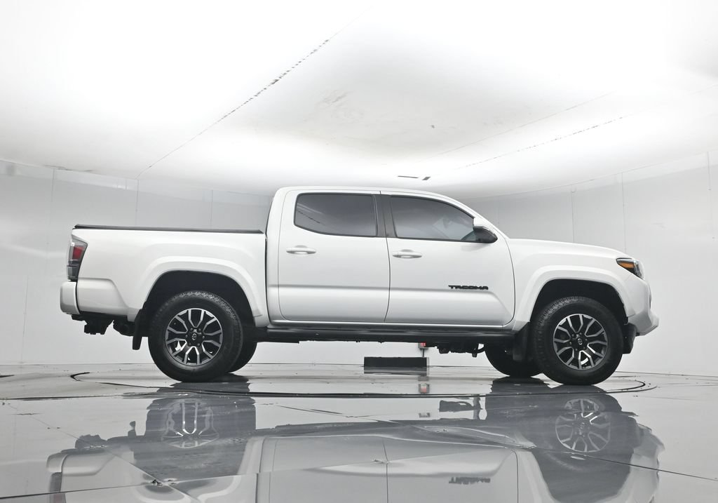 Used 2023 Toyota Tacoma TRD Sport w/ Black Out Package (TMS) AWD/4WD image 51